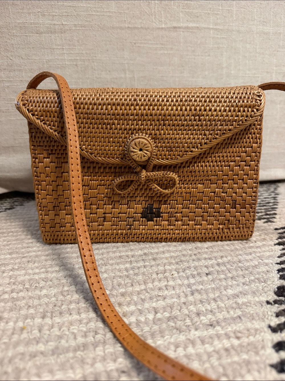 Woven Crossbody Bag in Tan